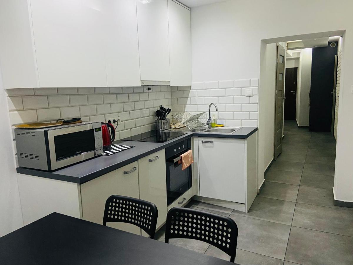 White Apartment Krakow Exterior photo