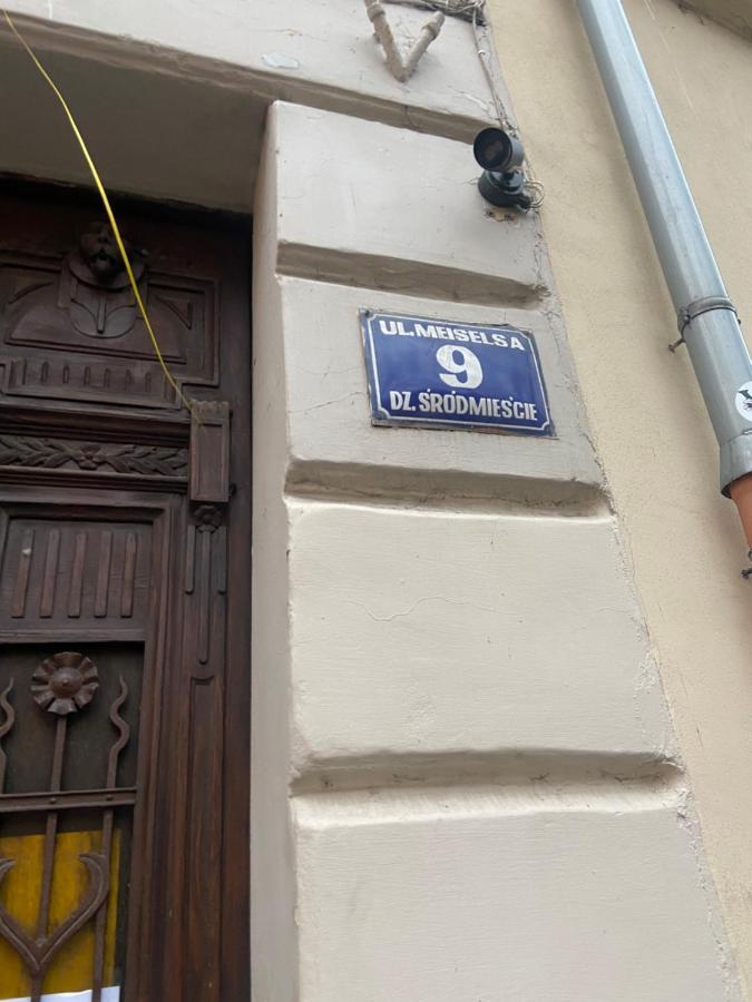 White Apartment Krakow Exterior photo